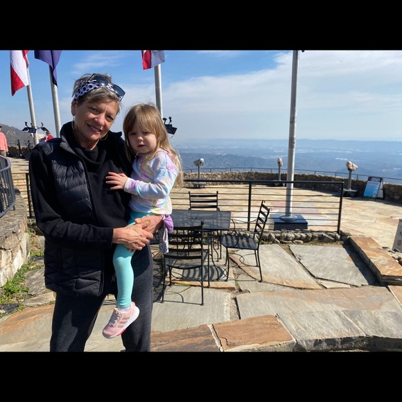 Meet your Posher, Nancie - Picture 4 of 11